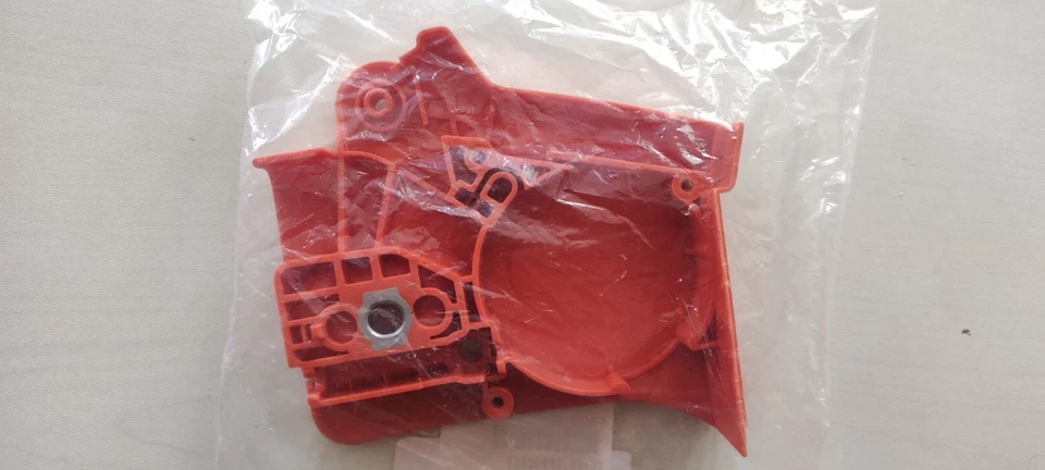 CARTER COPRI CATENA MOTOSEGA ECHO CS2600 ECRC300000033 - Immagine 2 di 2