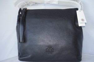 tory burch taylor hobo