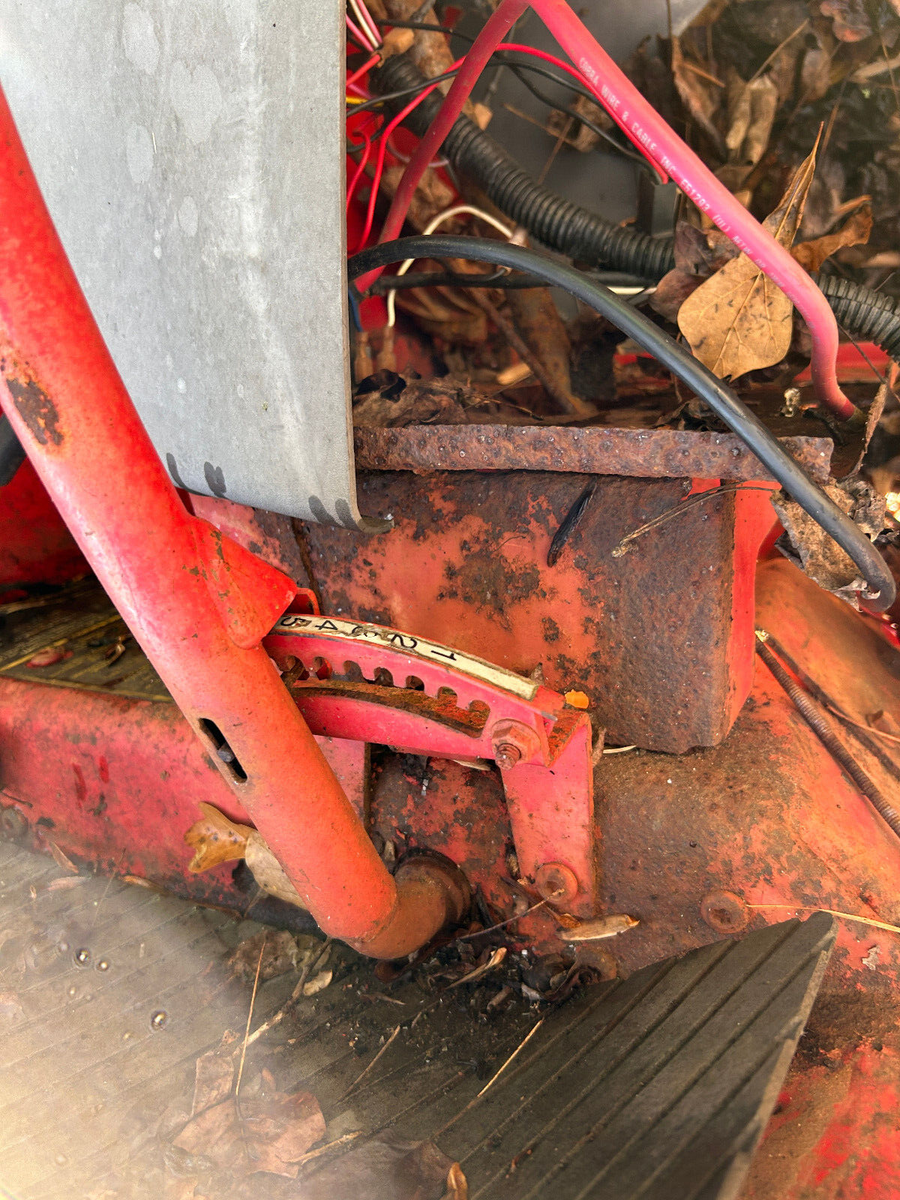 SNAPPER LT16 lt16oh482bv RIDING MOWER DECK LIFT LINKAGE handle parts - Main Image