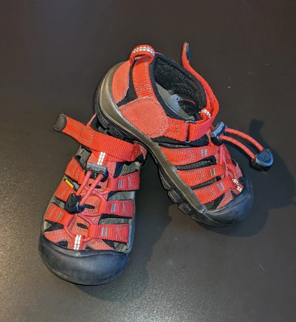 Red 2025 keen sandals