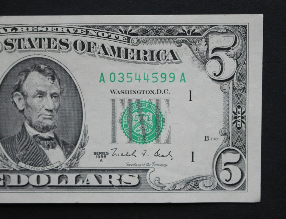 1988 A $5 Boston Federal Reserve Note/F-1980A/uncirculated/FREE SHIPPING! - Image 4 of 4