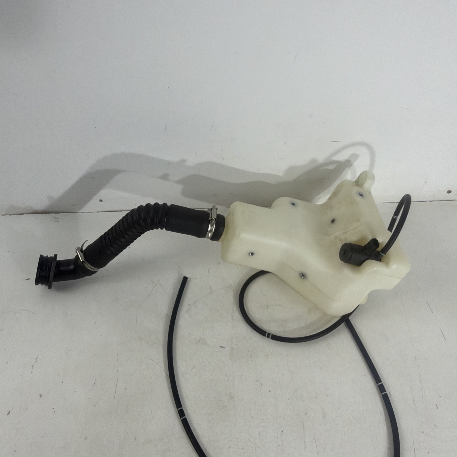 McLaren 570S Washer reservoir P/N 13A3067CP