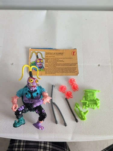 Vintage 1990 TMNT - SCUMBUG - 100% COMPLETE Ninja Turtles