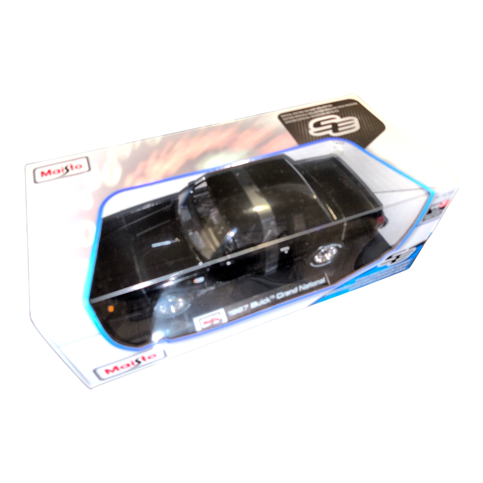 Maisto 1:18 1987 Buick Grand National Special Edition Diecast Model Car - Black alternate view 3