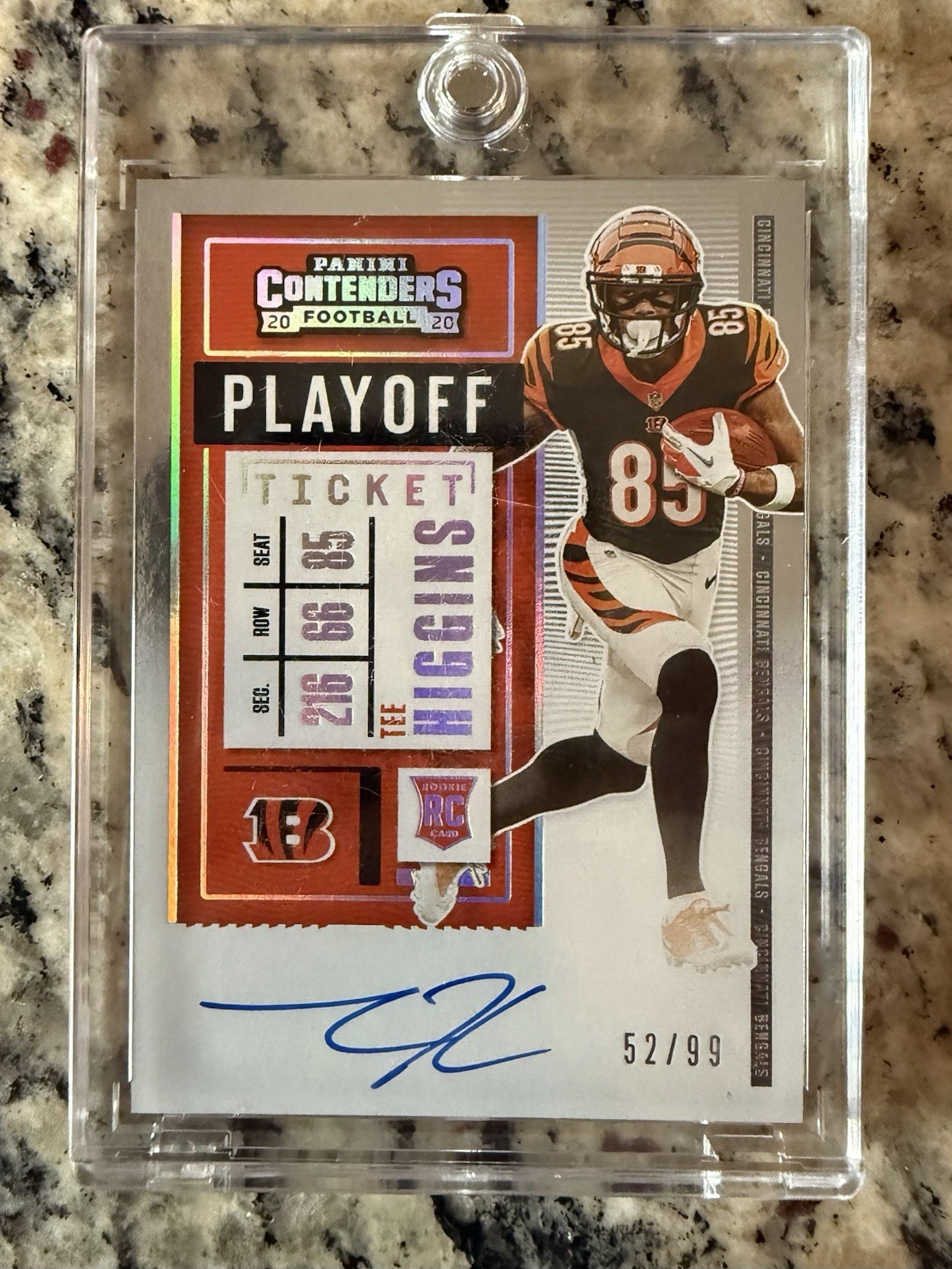 2020 Panini Contenders - RPS Tee Higgins #113 Playoff Ticket /99 (AU, RC)
