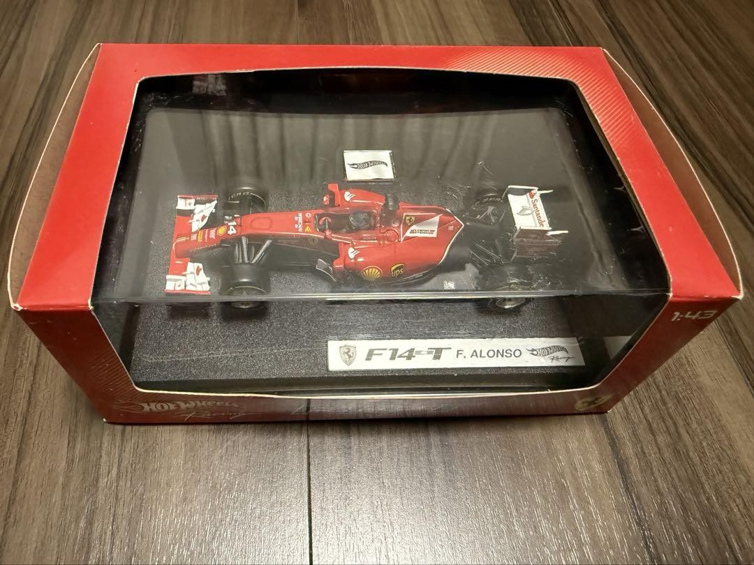 HOTWHEELS 1:43 フェラーリ F14-T キミ・ライコネン