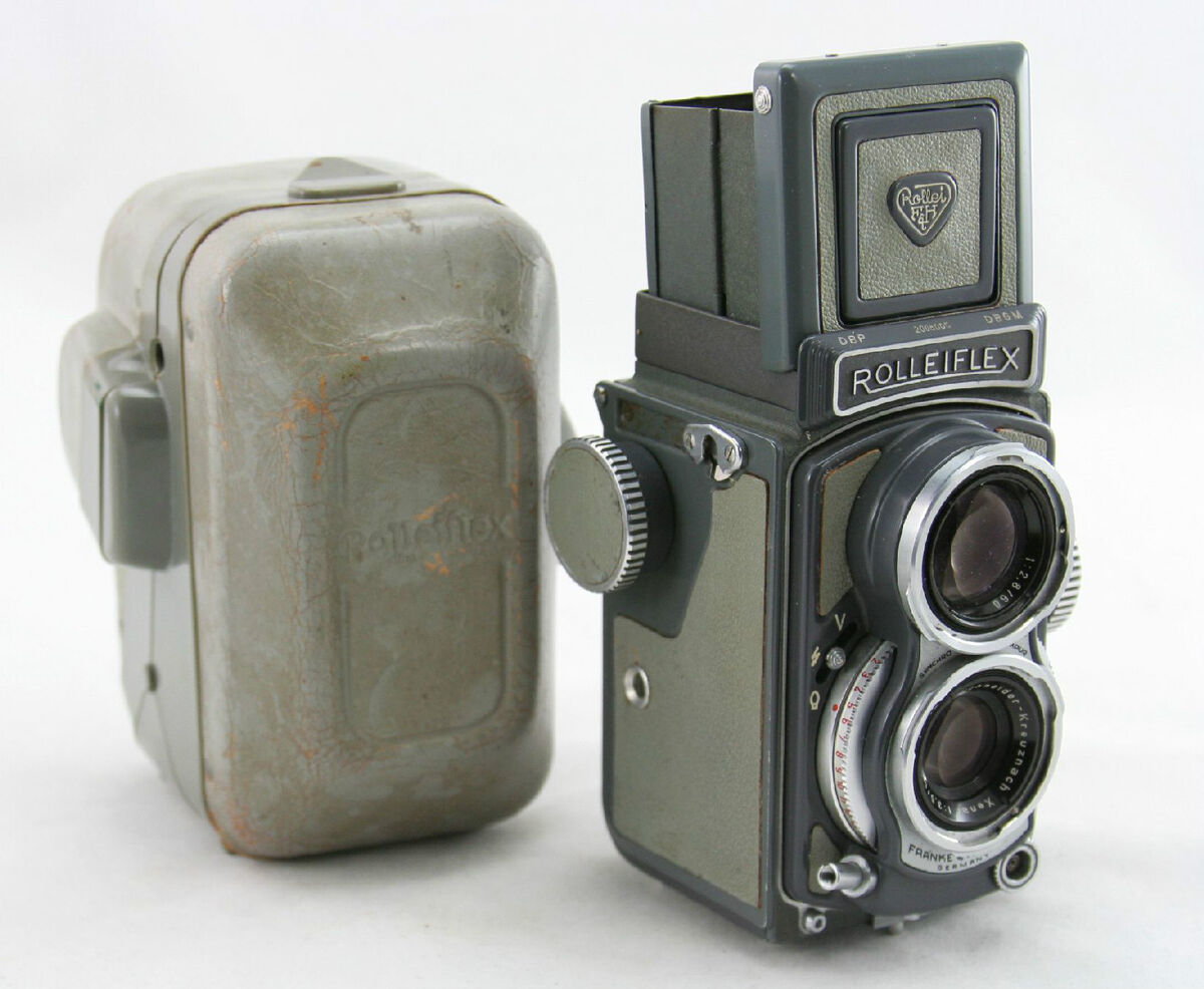 Rollei Rolleiflex Grey Baby, vintage TLR 4x4 camera, lens Rollei Rolleiflex Grey Baby, vintage TLR 4x4 camera, lens