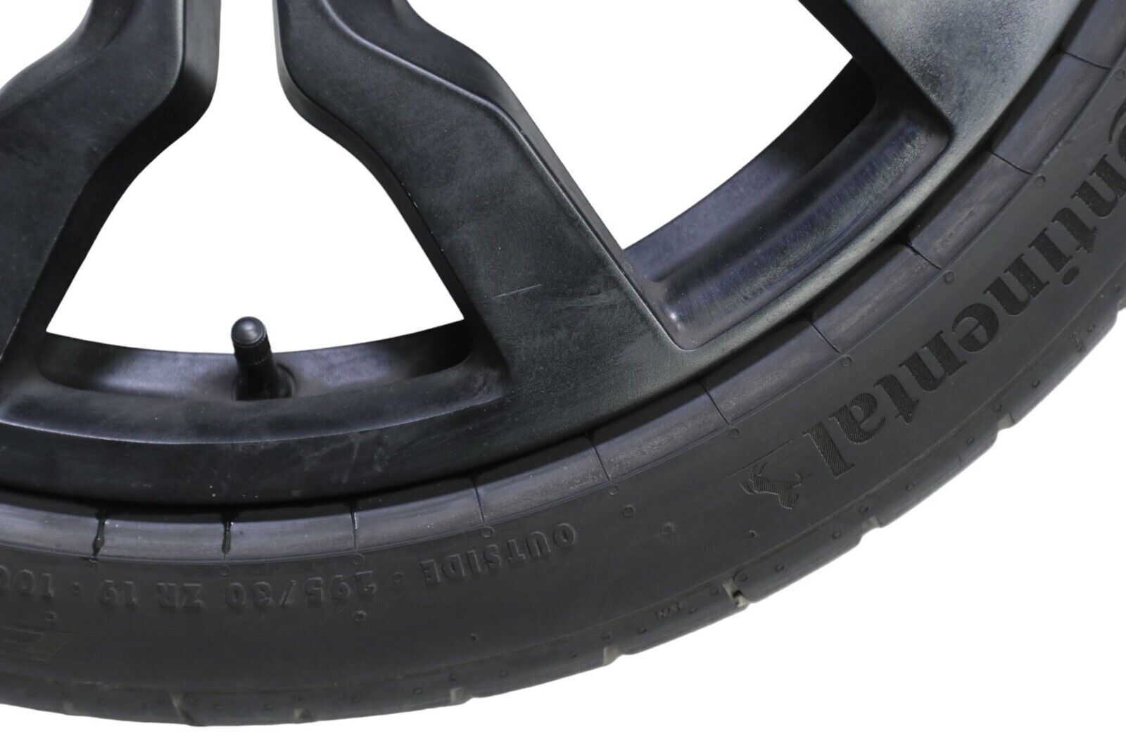 Audi R8 19 Inch 19 x 11 Original Rear Wheel Rim 420601025M 2008 - 2015 OEM
