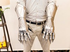 Handmade Medieval Spiked Gauntlets, Gothic Knight Armor Gloves, Cosplay Metal Ha