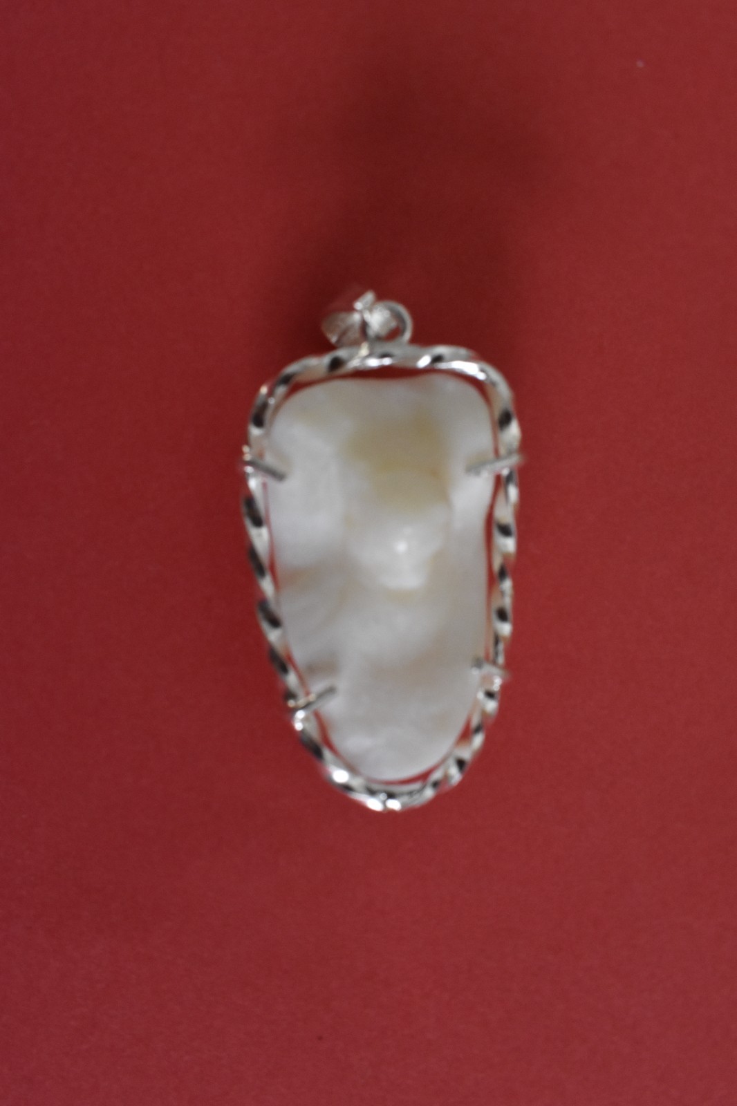 1 Colgante Hueso de Corvina 29 mm) Rizado   engarzado Muy grande Inusual