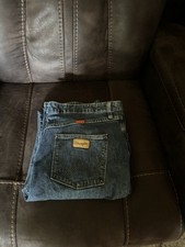 Women  s Wrangler Jeans