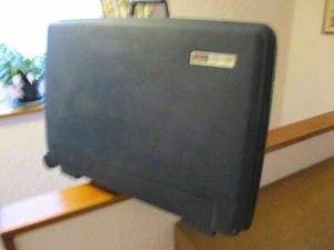 delsey briefcase hard shell