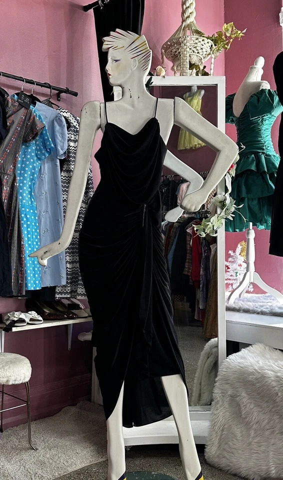 Vestido midi discoteca acanalado vintage años 70 80 pedrería negro cola de pez sirena XXS Foto 2 de 4