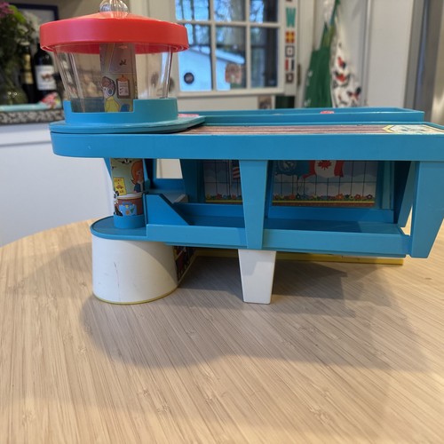 Fisher Price Play Family Airport 996 Vintage 1972 Little People Playset Only - Picture 4 of 7