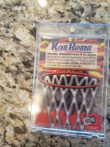🔥1996-97 KOBE BRYANT Press Pass Net Burners NB #13/45 Lower Merion DIE CUT GOLD - Picture 2 of 2