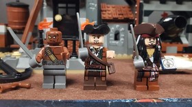LEGO POTC #4194 Whitecap Bay Complete Build, 3 Minifigs, Manuals "No Mermaids"