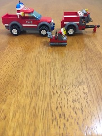LEGO CITY 7942 OFF-ROAD FIRE RESCUE 100% Complete correct minifig  no box manual