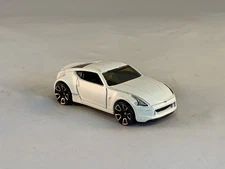 Hot Wheels Nissan 370Z 2011 Faster Than Ever White FTE2s