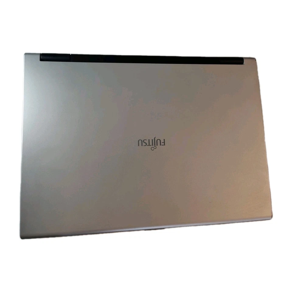 Fujitsu Esprimo Mobile V6555, Intel Core 2 Duo CPU T5870  2GB 147GB HDD #121H✅🔥 - Image 4 of 4