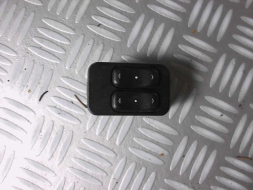 Schalter Fensterheber 13363201 Opel Astra Cabrio 1.8i F