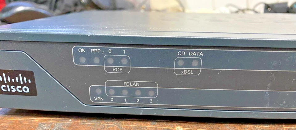 Cisco C887VA - K9 V02 800 Series - Integrated Services Router (OFFERS WELCOME) - Image 4 of 4