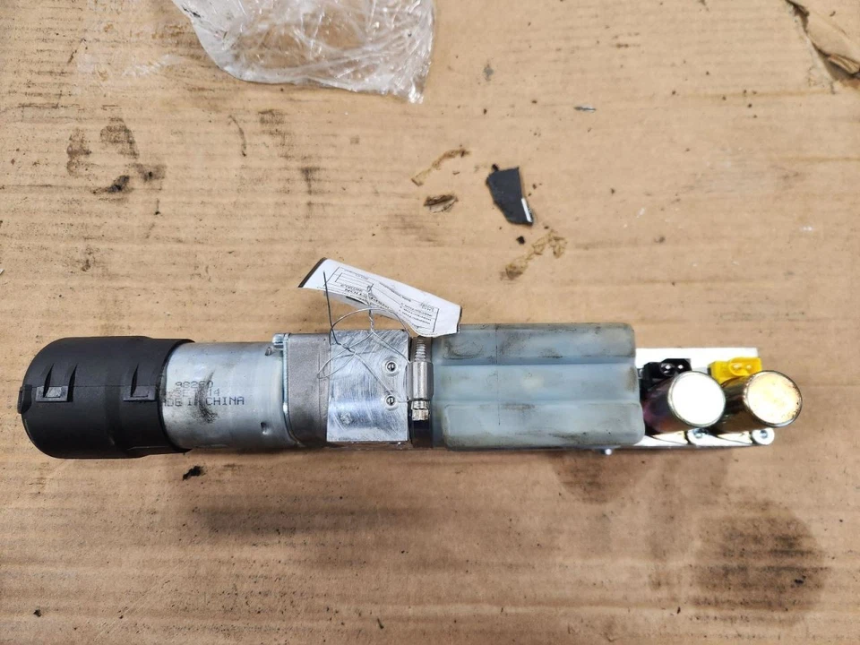 Motor superior convertible para BMW 325i 765305 01-06 Foto 2 de 4