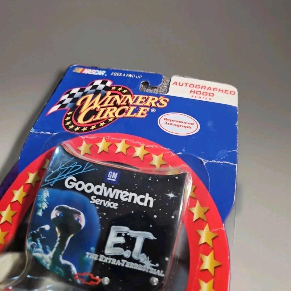 Литой автомобиль Winners Circle Goodwrench ET The Extra-terrestrial 1:64 - Изображение 3 из 4