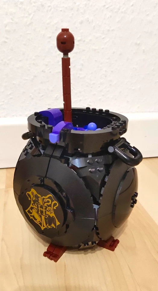 LEGO Harry Potter 76464 Cauldron: Secret Potions Classroom, Foto 1 von 5