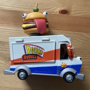 Fortnite Durrr Burger Food Truck – 22,9 Cm, Roues Libres, Auvent Ouvrant, Figurine Beef Boss 6,3 Cm Incluse