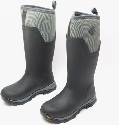 arctic rubber boots