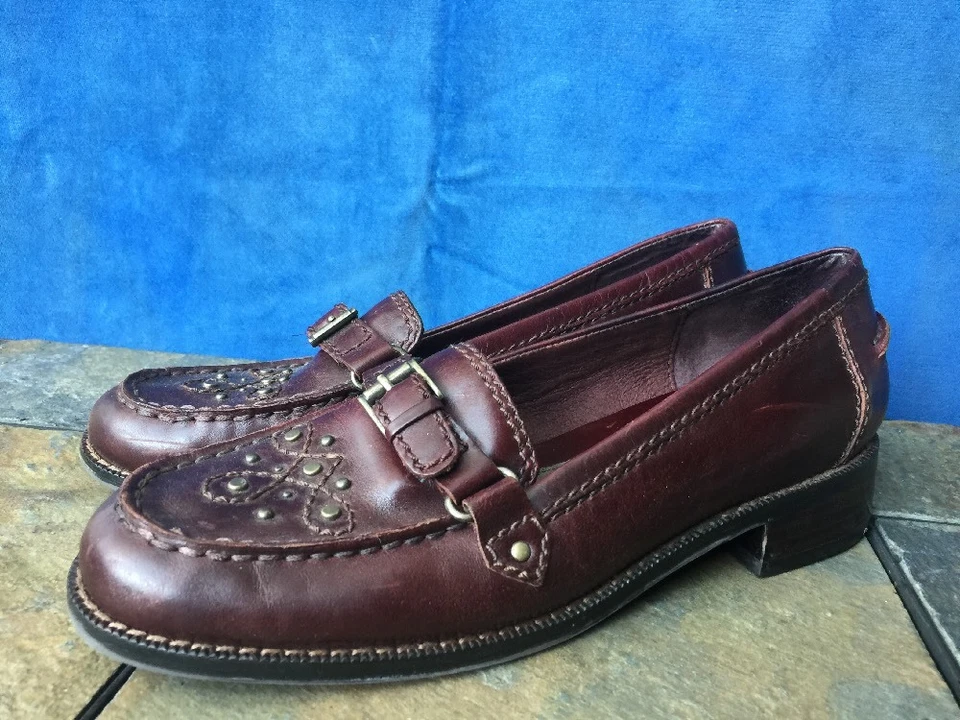 SHOE SALE On AEROSOLES Embellished Loafer Flats Oxfords Leather Women Shoes Sz 7 - Imagem 4 de 4