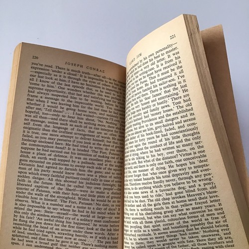 Lord Jim Joseph Conrad Bantam Classic 1965 Paperback Book Unabridged Modern - Picture 11 of 17