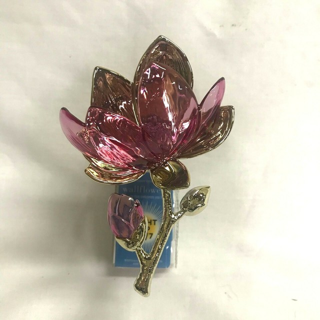 Bath & Body Works PINK MAGNOLIA Wallflower NIGHT LIGHT Plug NWT So