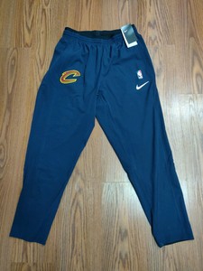 calça nike repelir track preto
