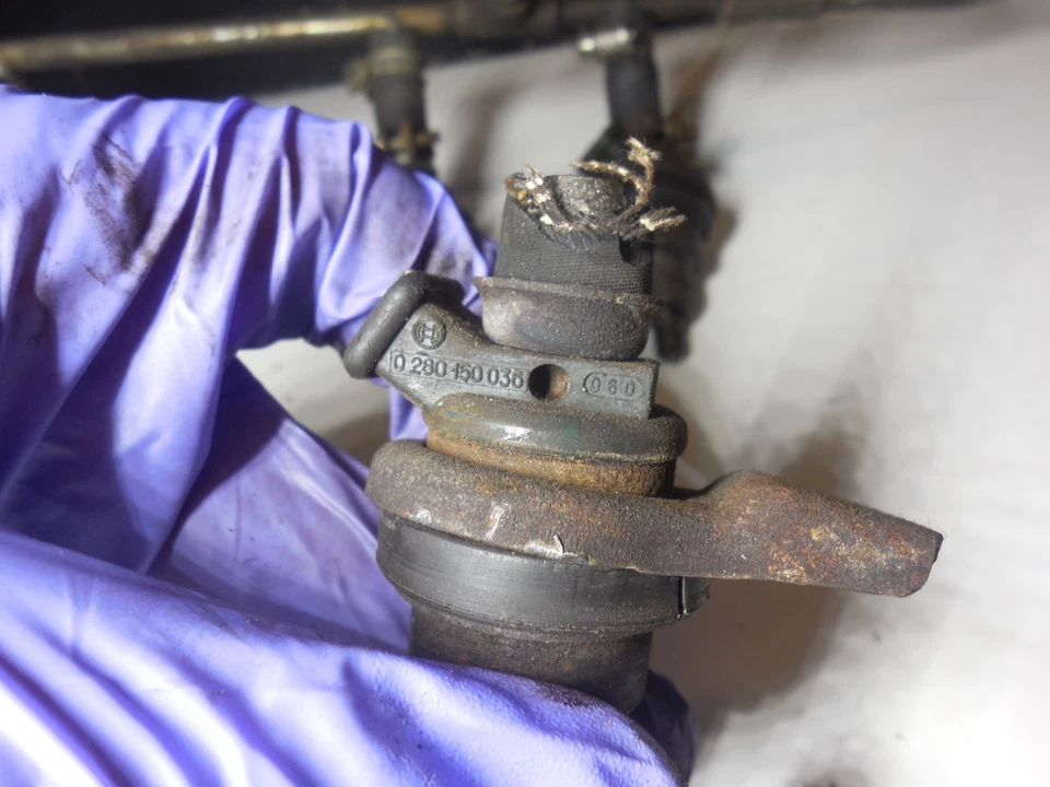 Juego de inyectores de combustible 0280150036 72-75 Mercedes Benz R107 450SL Volvo Jetronic Foto 4 de 4