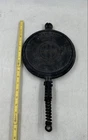Vintage Griswold American No. 8 Black Round Shaped Cast Waffle Iron