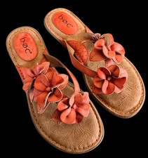 BOC Born Women’s Size 7 Faux Leather Orange Floral Thong Flip Flops Sandals NEW