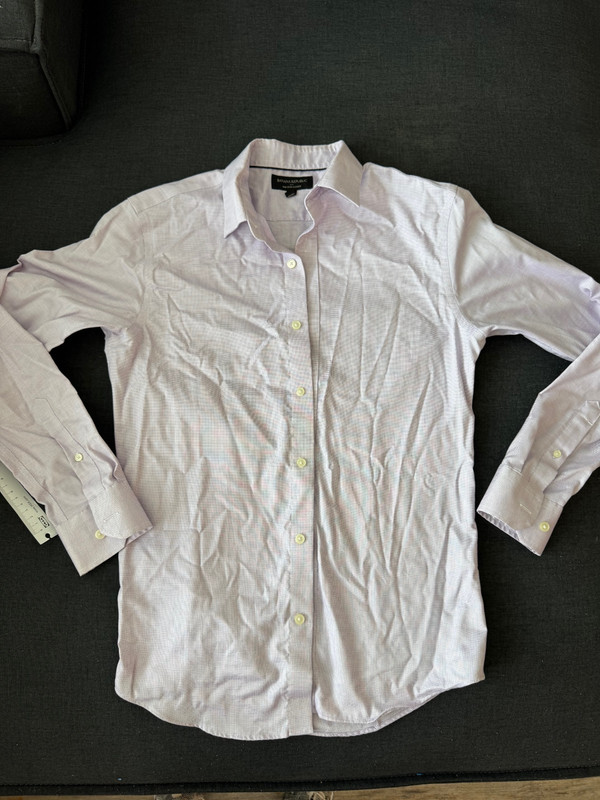 Banana Republic Non-Iron Tailored Slim Fit Shirt Small 14 14.5 Lavender