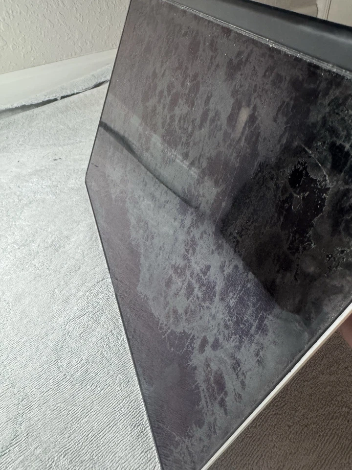 UNTESTED MacBook Pro A1398 15 Inch Display Assembly - Image 3 of 4