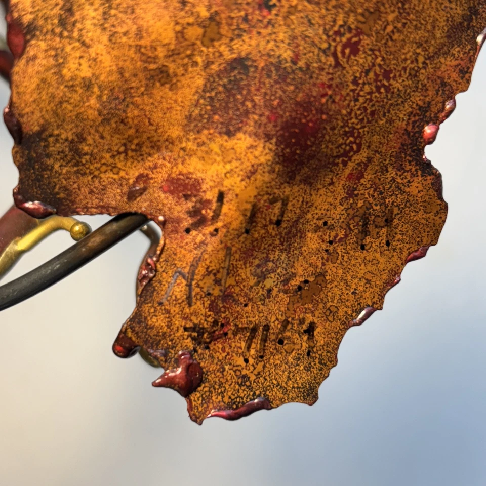 Soporte de vino firmado hecho por artista cobre metal antorcha corte hoja de uva montaje en pared Foto 2 de 4