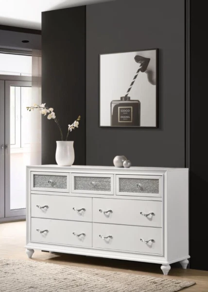 Cama acolchada Barzini Queen blanca Foto 4 de 4