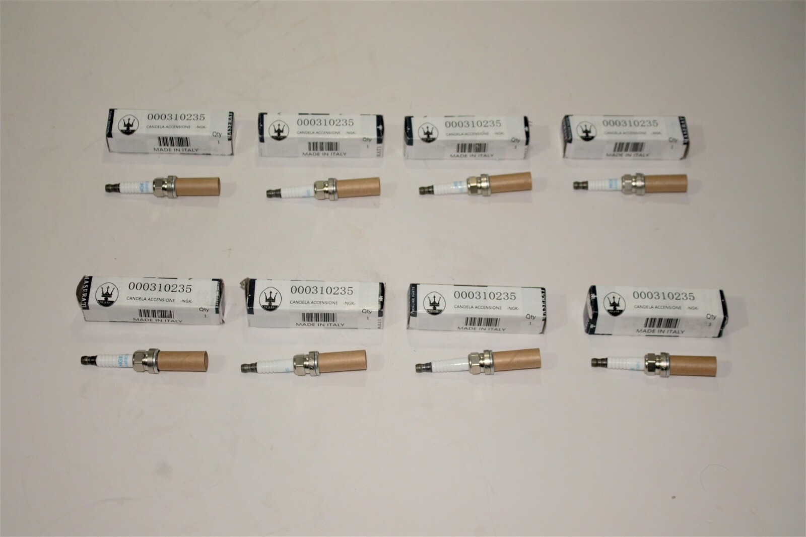 Maserati Ghibli Quattroporte GTS & Levante Spark Plugs Set Of 8 - Genuine