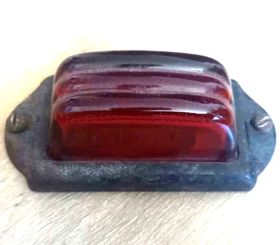 feu arrière verre rouge genre Vespa Acma 1952 1953 1954 tail lamp no auteroche - Photo 1/4