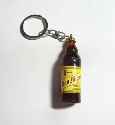 SAN MIGUEL BEER BOTTLE Fun KEYCHAIN Keyring Novelty Indonesia 3D 2.75'' Resin