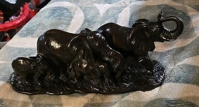 Iyara Craft Resin Elephant Herd Statue