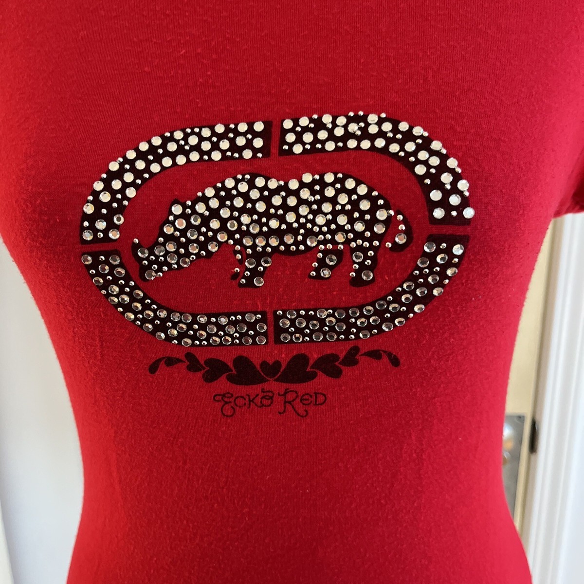 Ecko Red Tee World Famous Rhino Brand Red Silver Juniors