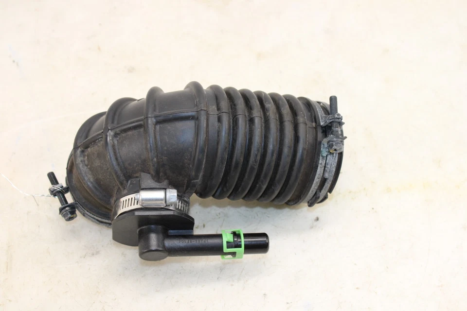 2009-2015 Mazda MX-5 Miata Air Hose Duct OEM LE103 - Image 2 of 4