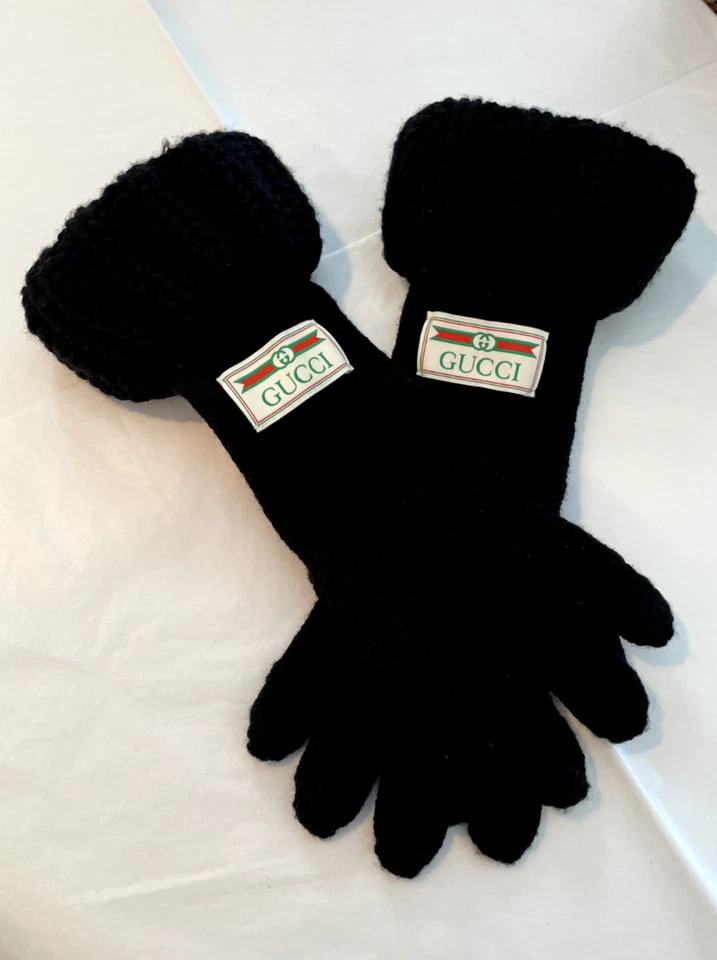 Preciosos guantes negros de lana suave para mujer *GUCCI* M Foto 2 de 4