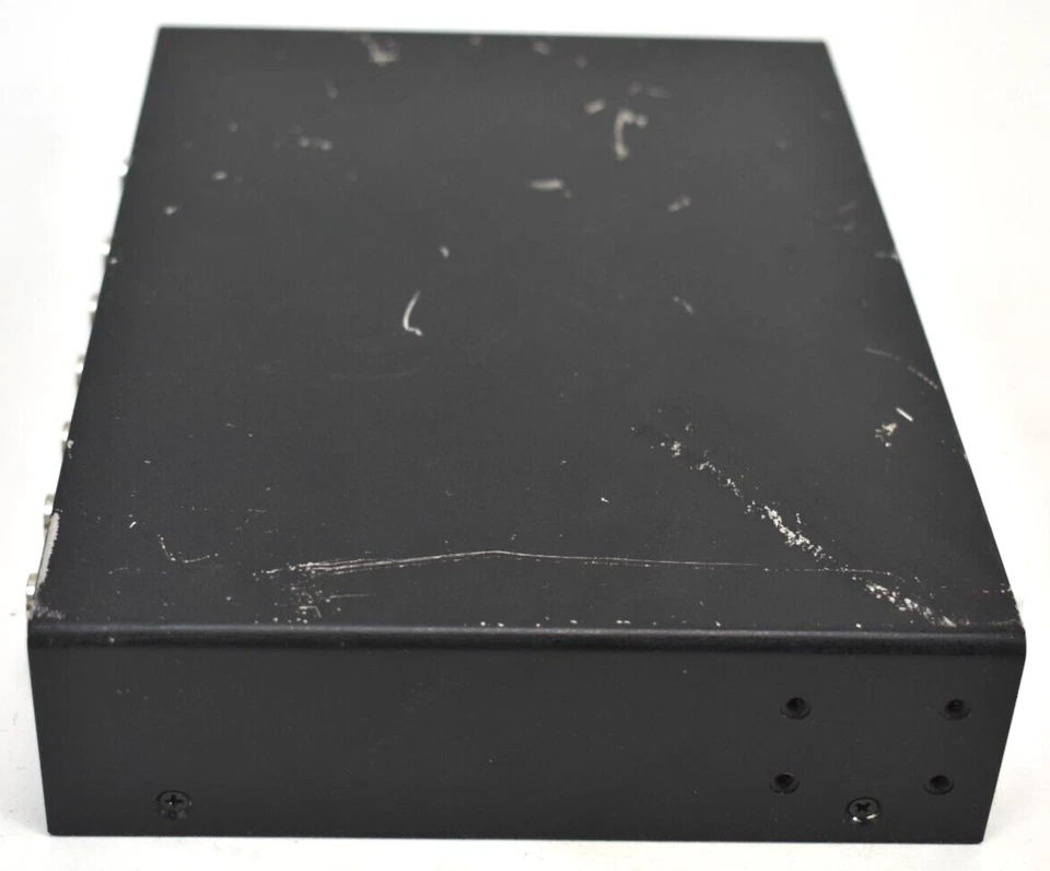 RGBmate CDA 610L Distribution Amplifier, 1-in , 6-out , BNC Composite Video DA - Image 4 of 4