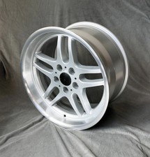 Maxilite M Parallel Style 18x9.5" 5x120 PCD ET+20 Silver/D-Cut Wheel